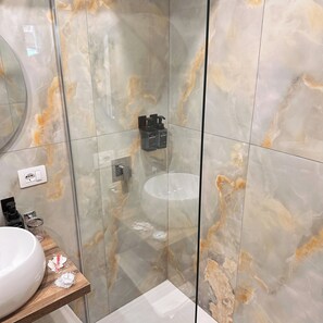 Bathroom - Donna Flora's House (Napoli)