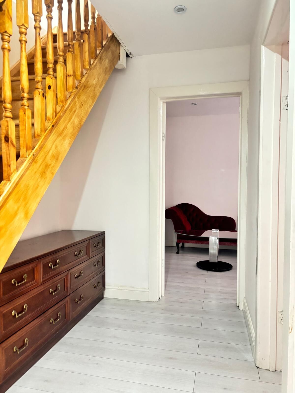 6/7 Brs Lovely Property To Stay With Parking - High Wycombe