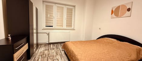 2 chambres, fer et planche Ă repasser, accĂšs Internet, draps fournis