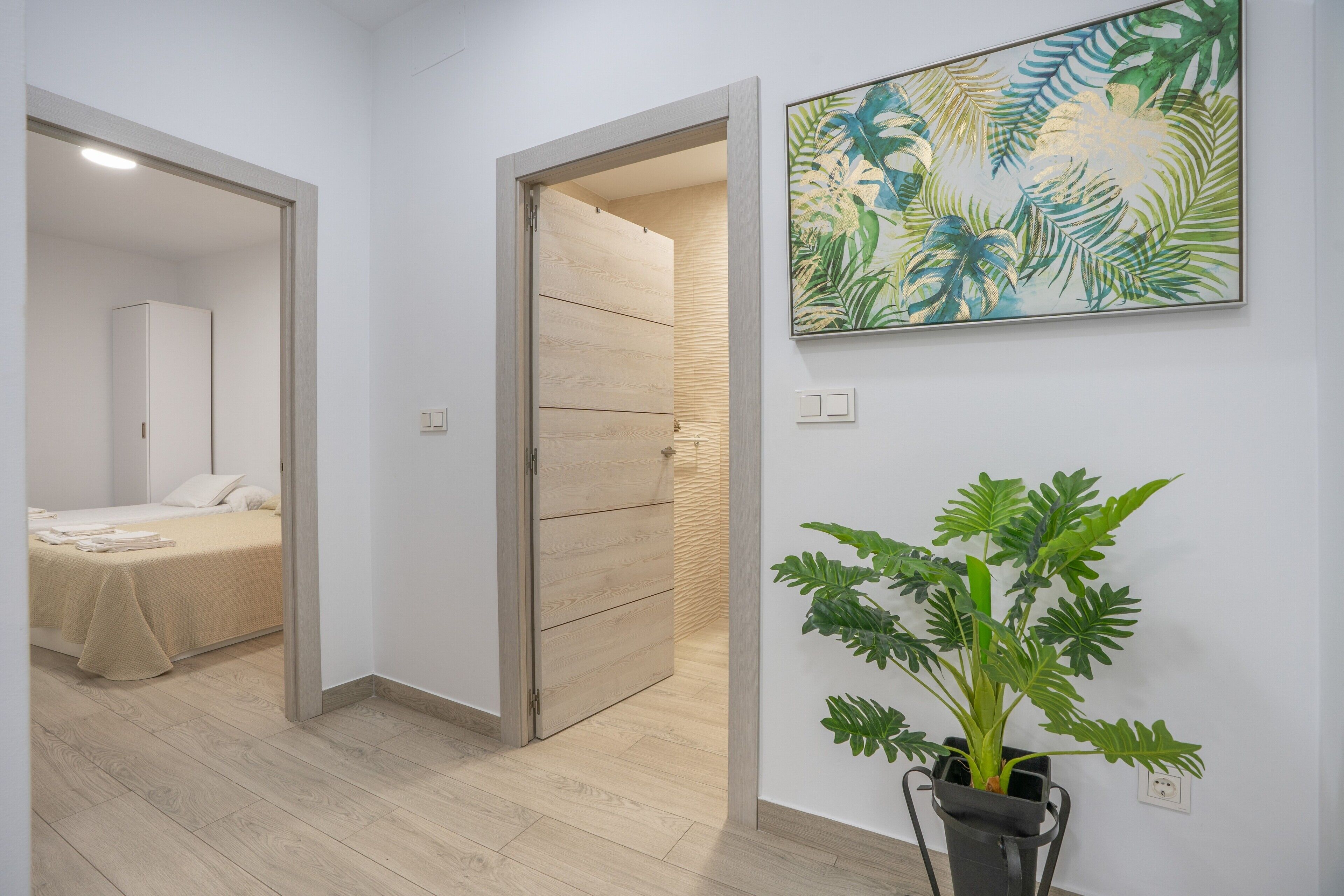 2 dormitorios, tabla de planchar con plancha, wifi y ropa de cama