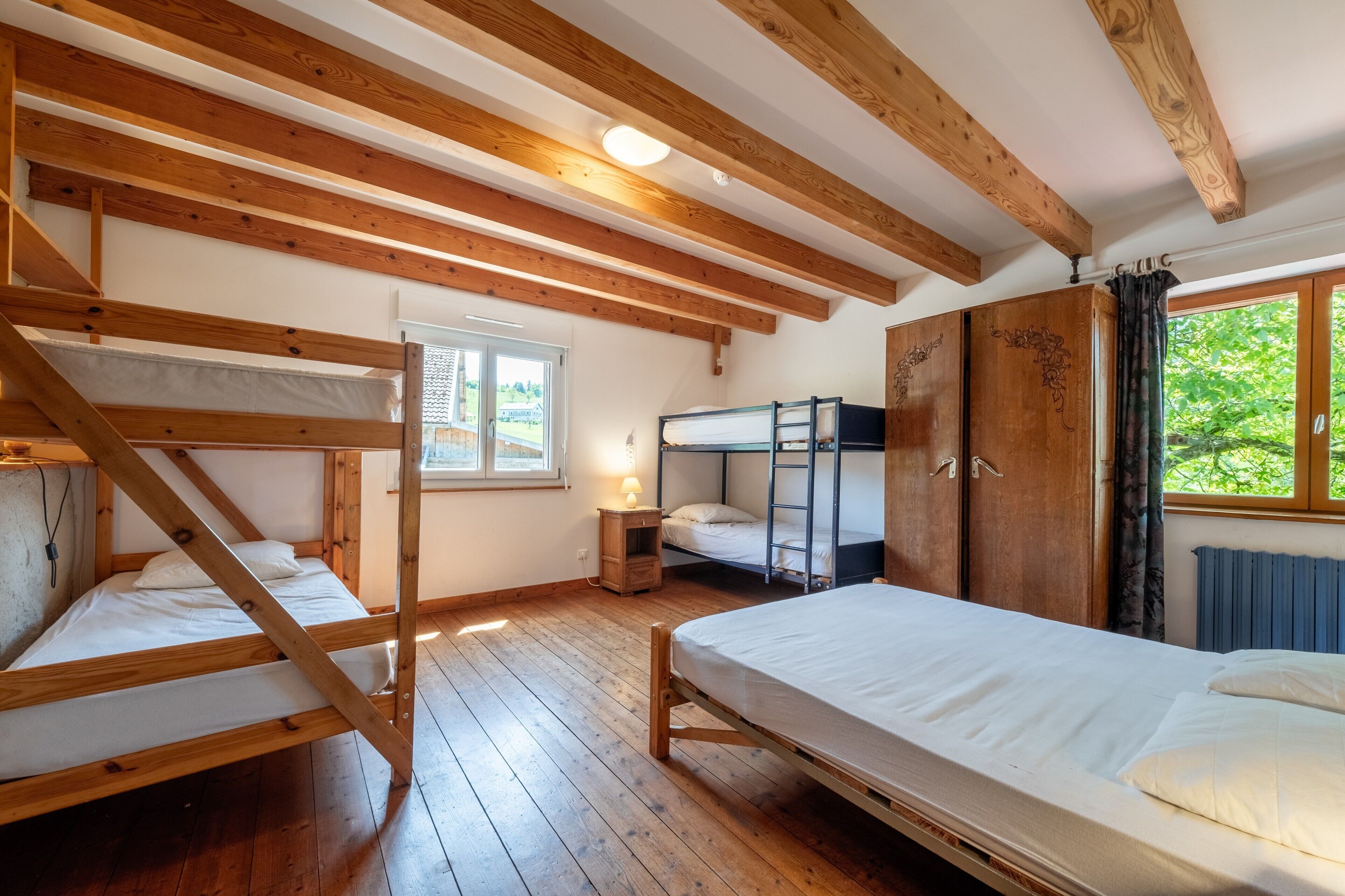 4 bedrooms