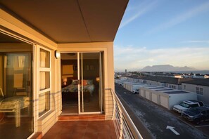 Terrace/patio - Dolphin Ridge 2BR with Ocean Views and WiFi (Cape Town)