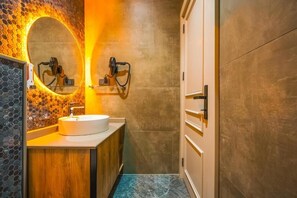 Standard Double Room, City View | Bathroom - Lab Otel 101 (Antalya)