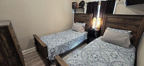 2 bedrooms, free WiFi, bed sheets
