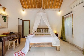 Room, 1 Bedroom, Smoking, Hot Tub