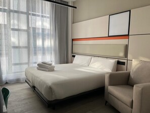 Roupas de cama premium, edredons de pluma, escrivaninha