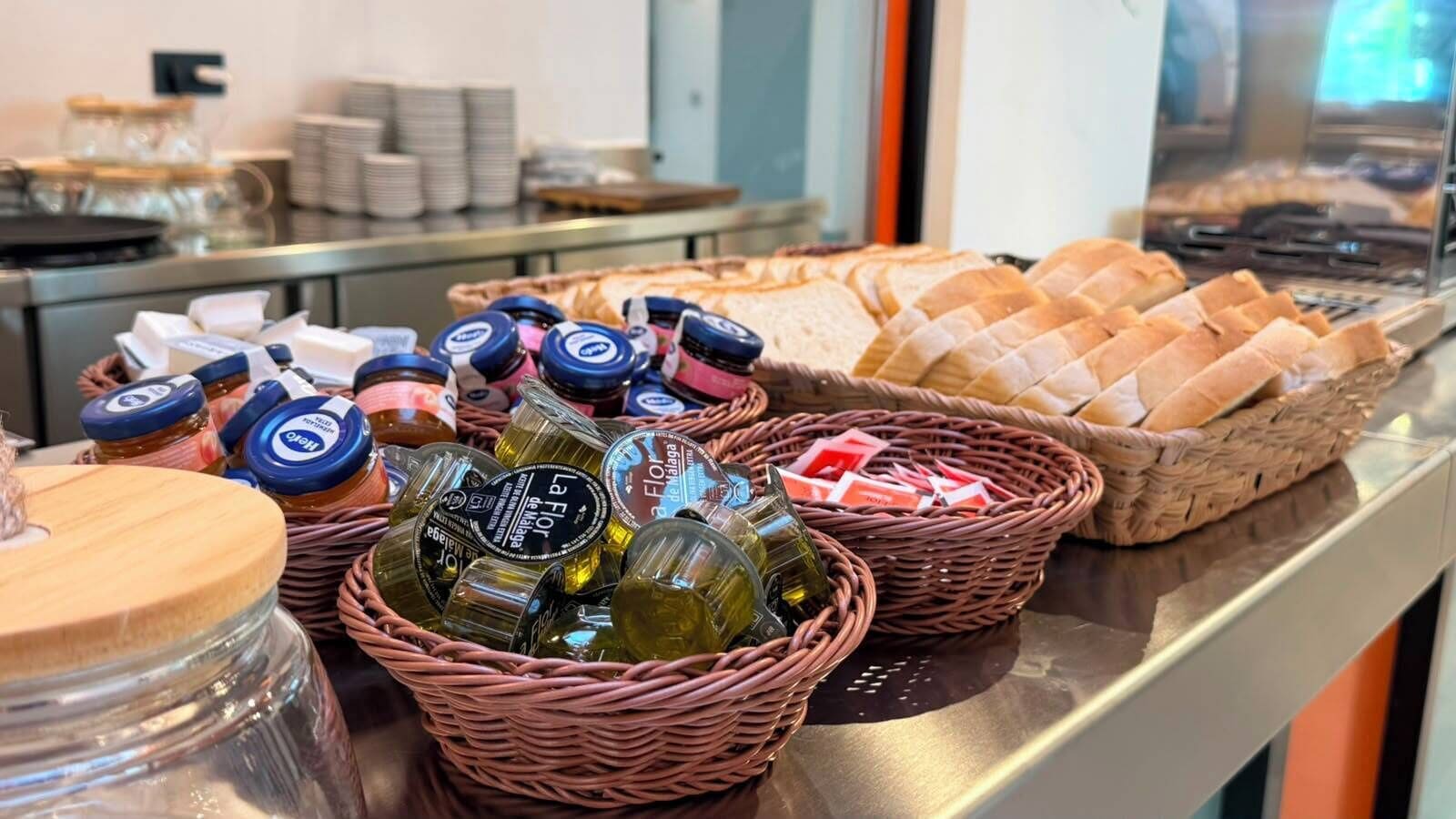 Daily buffet breakfast for a fee