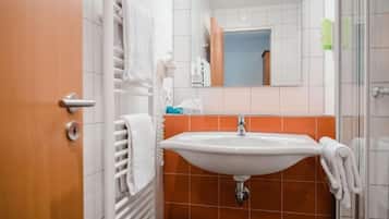 Double Room | Bathroom