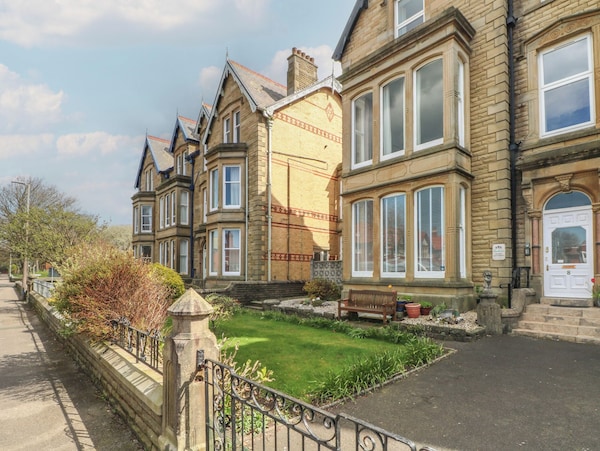 Apartment 1 - Lytham St Annes