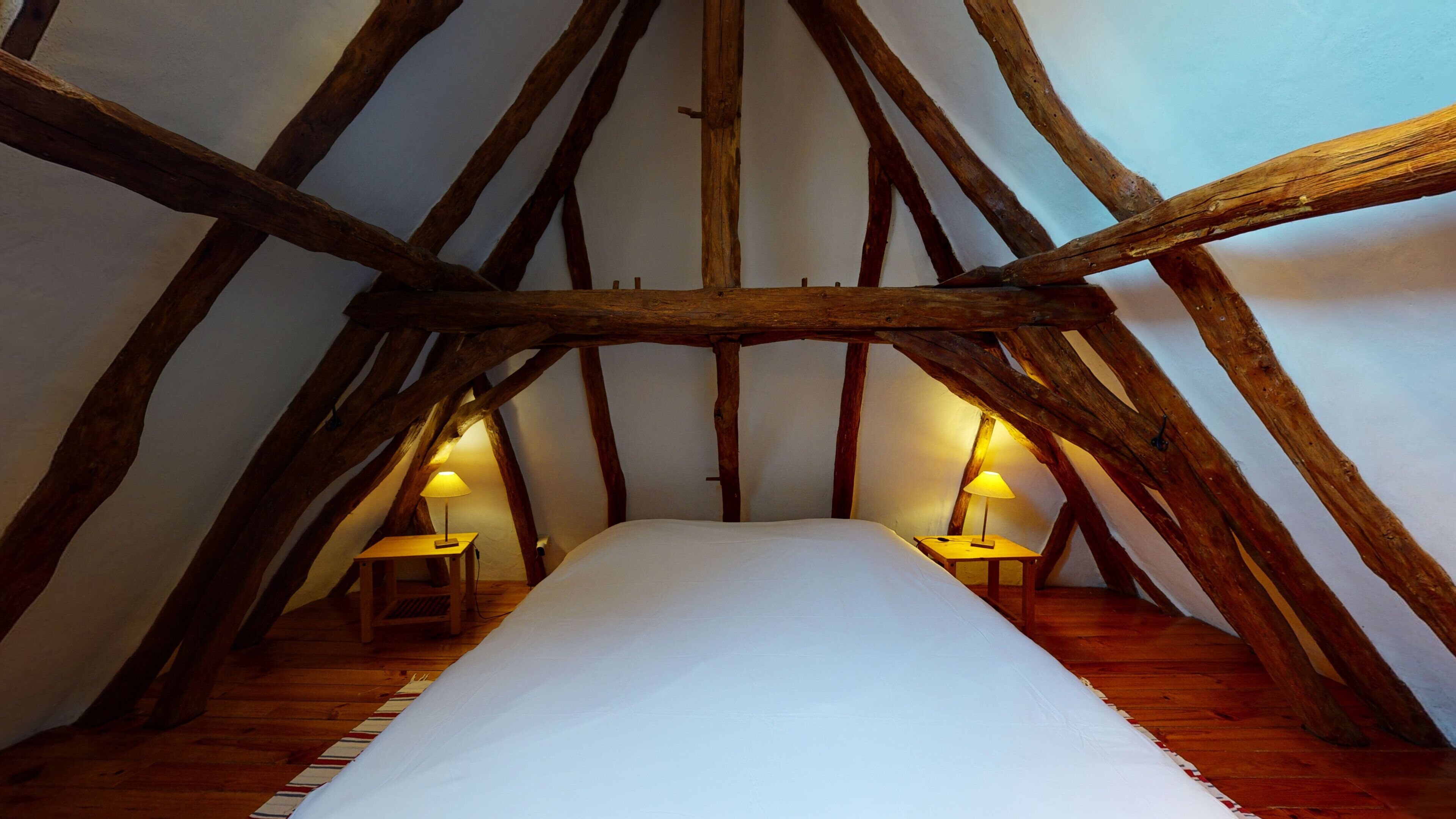 5 chambres, fer et planche à repasser, lit parapluie, Wi-Fi gratuit