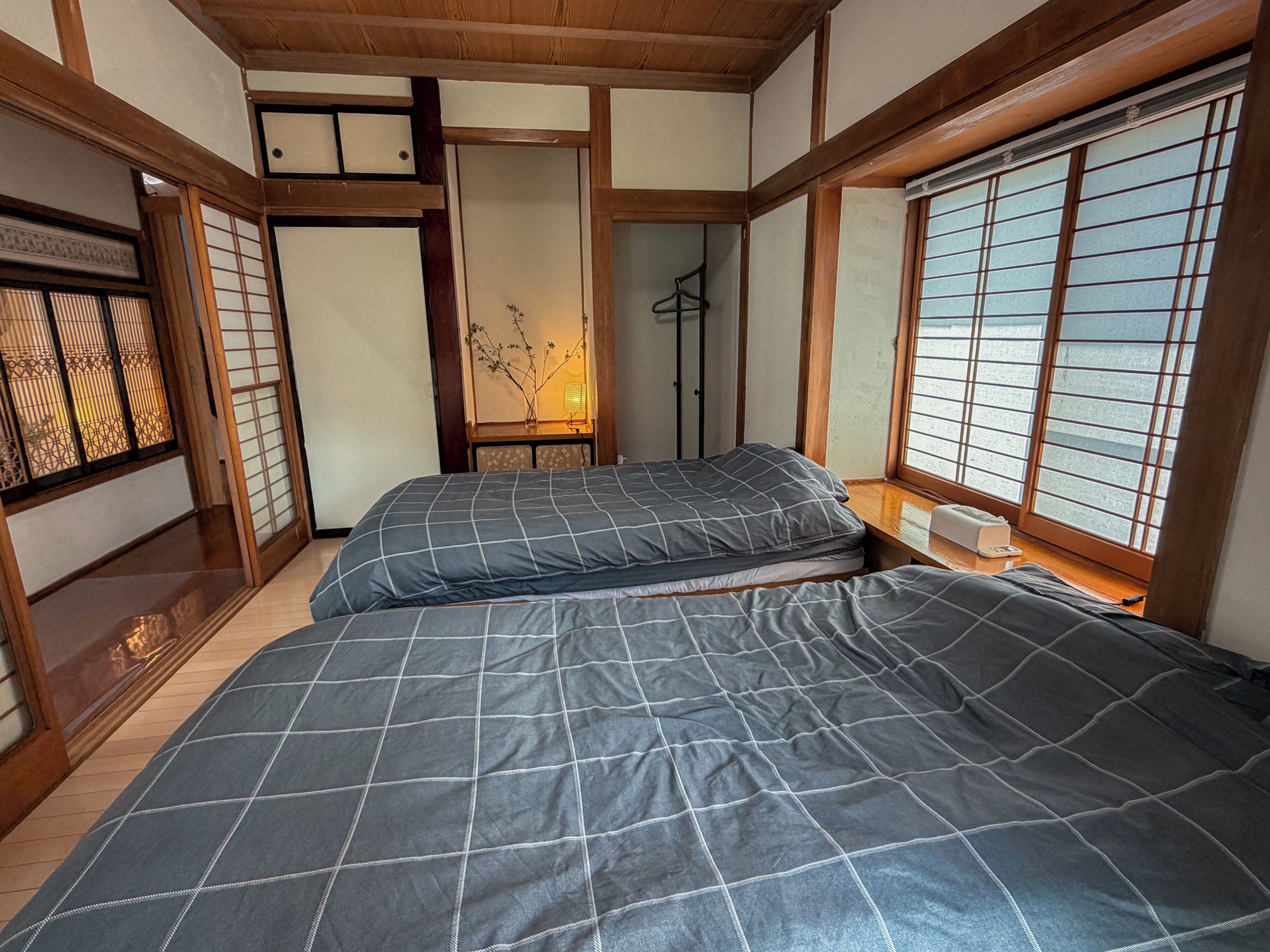 5 bedrooms