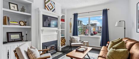 TV, fireplace, offices