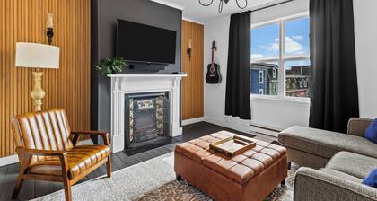 Blue Wood House 3BR Fire Pit Parking Space Pets Ok
