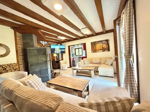 Majestic Forest - peaceful retreat - 15 people