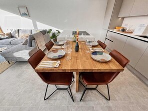 Dining - Brand New Barn Conversion in Bluntisham (Bluntisham)