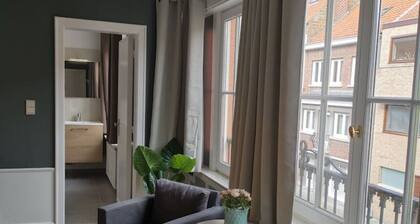 Spacious Quadruple Room w. Private Bathroom