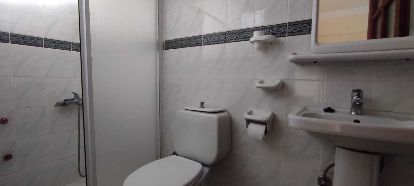 Condo, 3 habitaciones, balcón, vista a la montaña | Baño