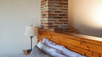 Suite superior, vistas a la ciudad, en una planta alta | Wifi gratis