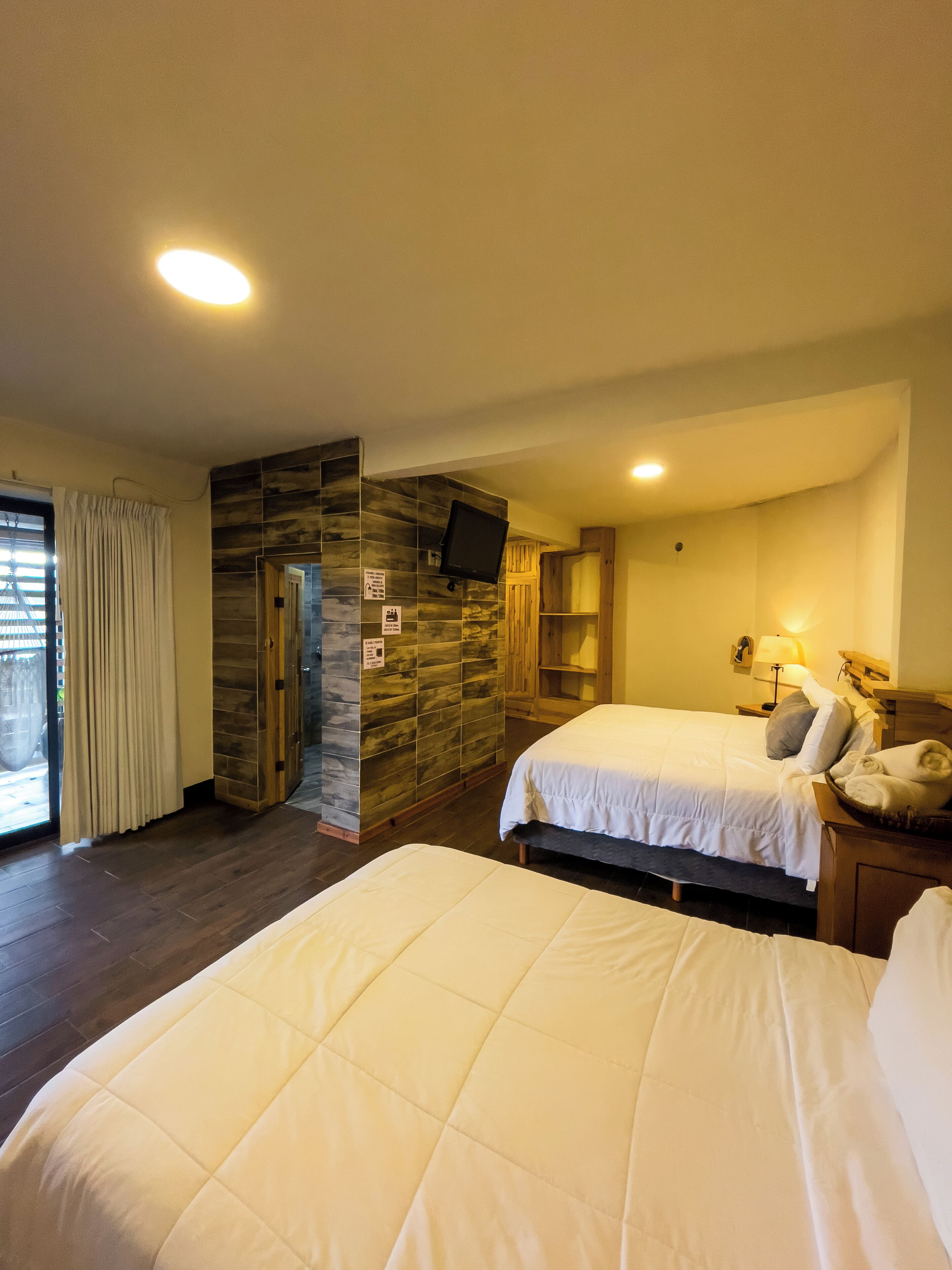 Chambre Double Standard, dans la tour | Wi-Fi gratuit