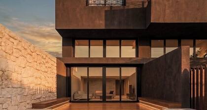 Lovely 1-bedroom villa with pool in Limmasol perfect for a relaxing getaway