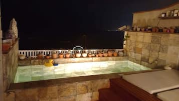 Apartment | 4 bedrooms, Internet