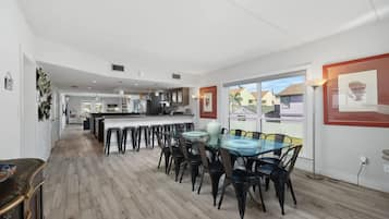 5 bedrooms