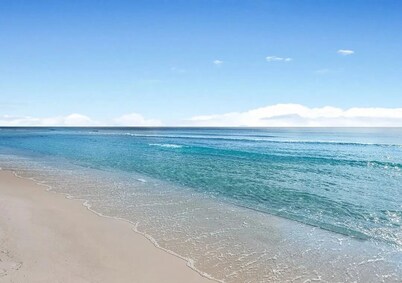 Crystal Beach Home With Private Pool Walk to Beach