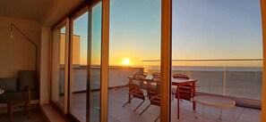 House | 1 bedroom, Internet - Studio Soetkin - Beach Balcony and Seaviews (Bruges)