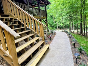 Property grounds - 3 Bed 2 Bath Newly Renovated Farmhouse w/ 30+ acres of mountainside to explore. (Marion)