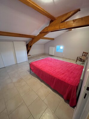 Fer et planche à repasser