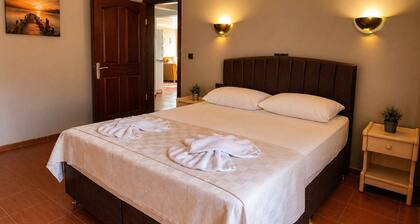 Evita Hotel