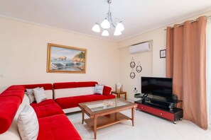 Apartment, 2 Bedrooms, Smoking, Balcony | Living room - Albania Dream Saranda Apartments (Sarandë)