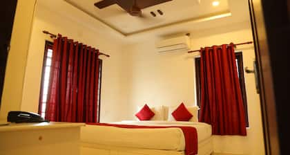 Hotel Ritzy Village