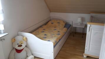 3 quartos, ferros/tábuas de passar roupa, Wi-Fi, roupa de cama