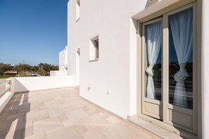 House - Sweet View (Paros)