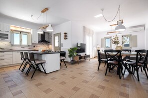 House - Sweet View (Paros)