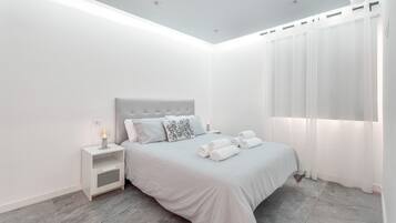 1 slaapkamer, een strijkplank/strijkijzer, wifi, beddengoed