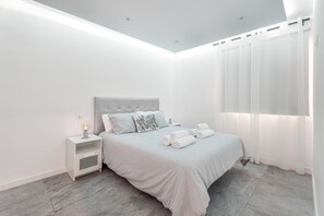 1 chambre, fer et planche à repasser, Wi-Fi, draps fournis