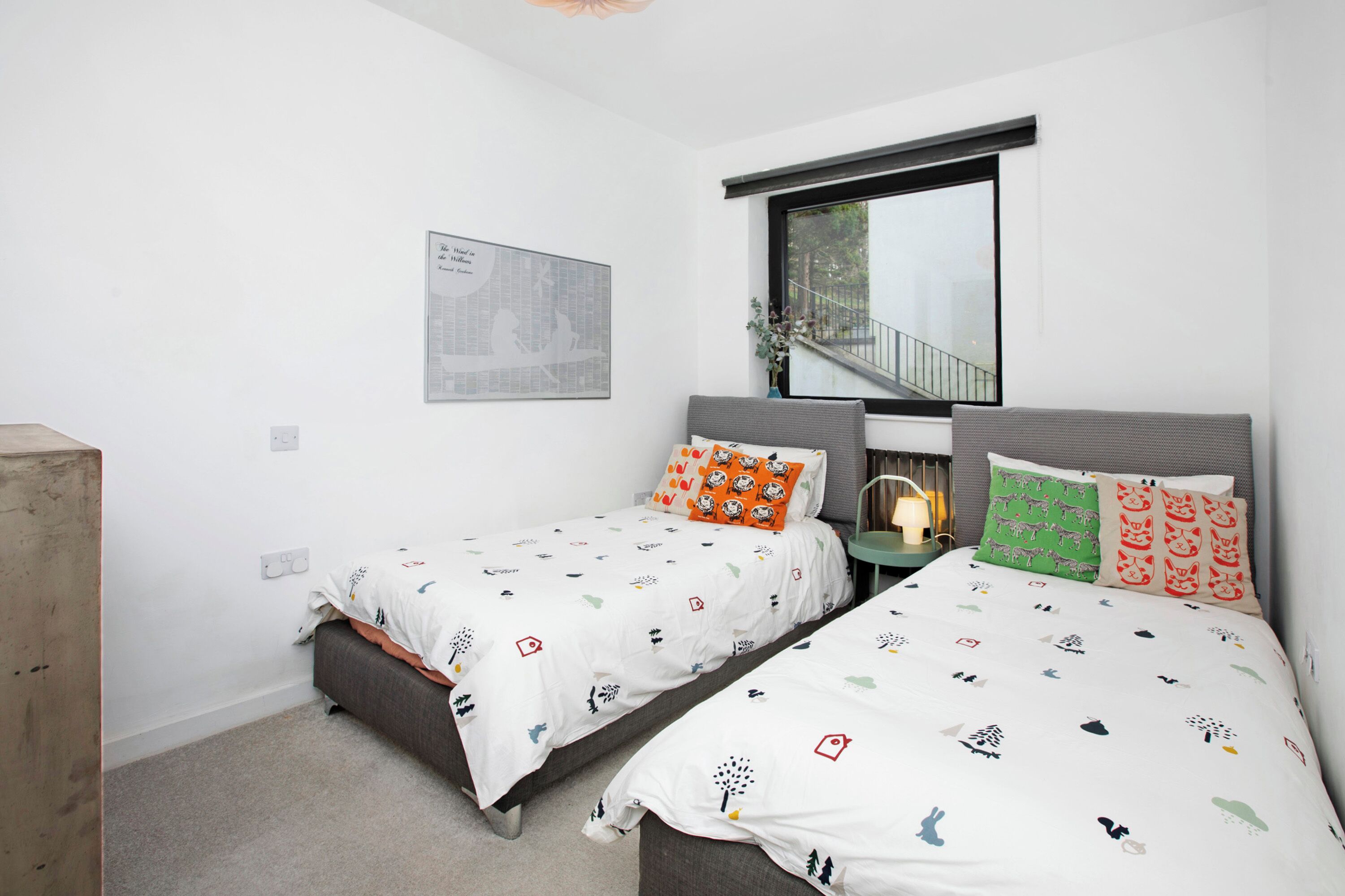 2 bedrooms, iron/ironing board, travel cot, WiFi