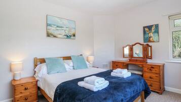 3 bedrooms, individually decorated, individually furnished, free WiFi