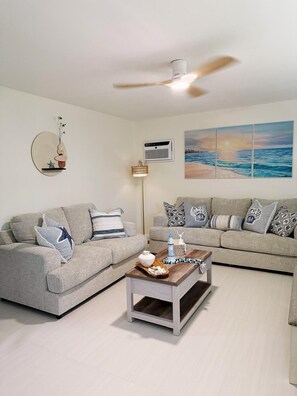Living area - Paradise Awaits- Stylish Marco Island Apartment near the beach! (Marco Island)
