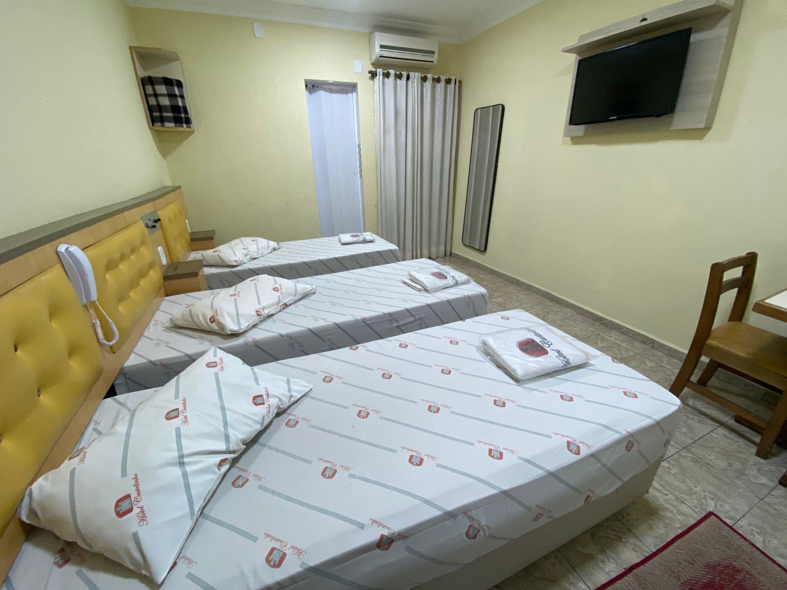 Dreibettzimmer