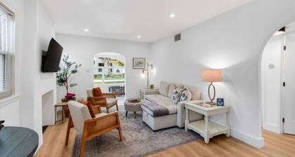 Adobe Oasis – 2BDR Stay w/ Pool