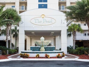 Exterior detail - Pearl of Navarre 406 | Resort Amenities + Walking Distance to Dining/Fun (Navarre Beach)