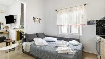 1 chambre, fer et planche Ă repasser, Wi-Fi, draps fournis