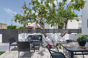 Outdoor dining - 2-Bedroom Suite with Panoramic Views in Fanes (Fanes)