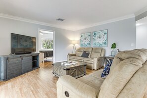 House (4 Bedrooms) | Interior - Golf Course Getaway! Port St Lucie Home w/ Lanai (Port Saint Lucie)