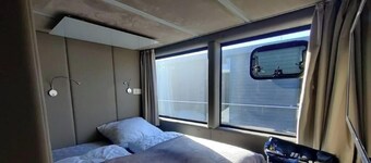 Houseboat 14,5m LuxBoot BT02