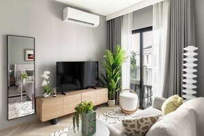 Living area - Legendary Bangtao: Pool View (Choeng Thale)