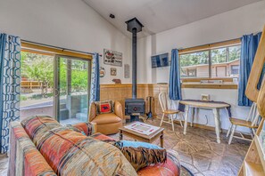 บ้านพัก (0 Bedroom) | ภายใน